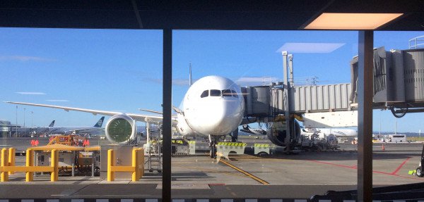 Plane at Auckland airport 